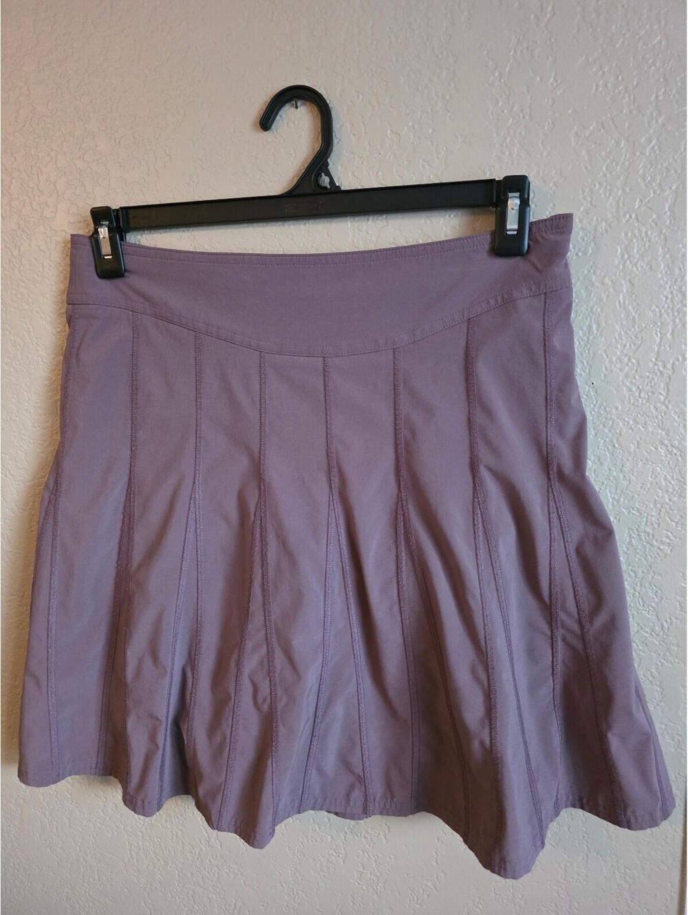 Athleta Women's 6 mauve run short